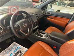 جیپ گراند شیرۆکی